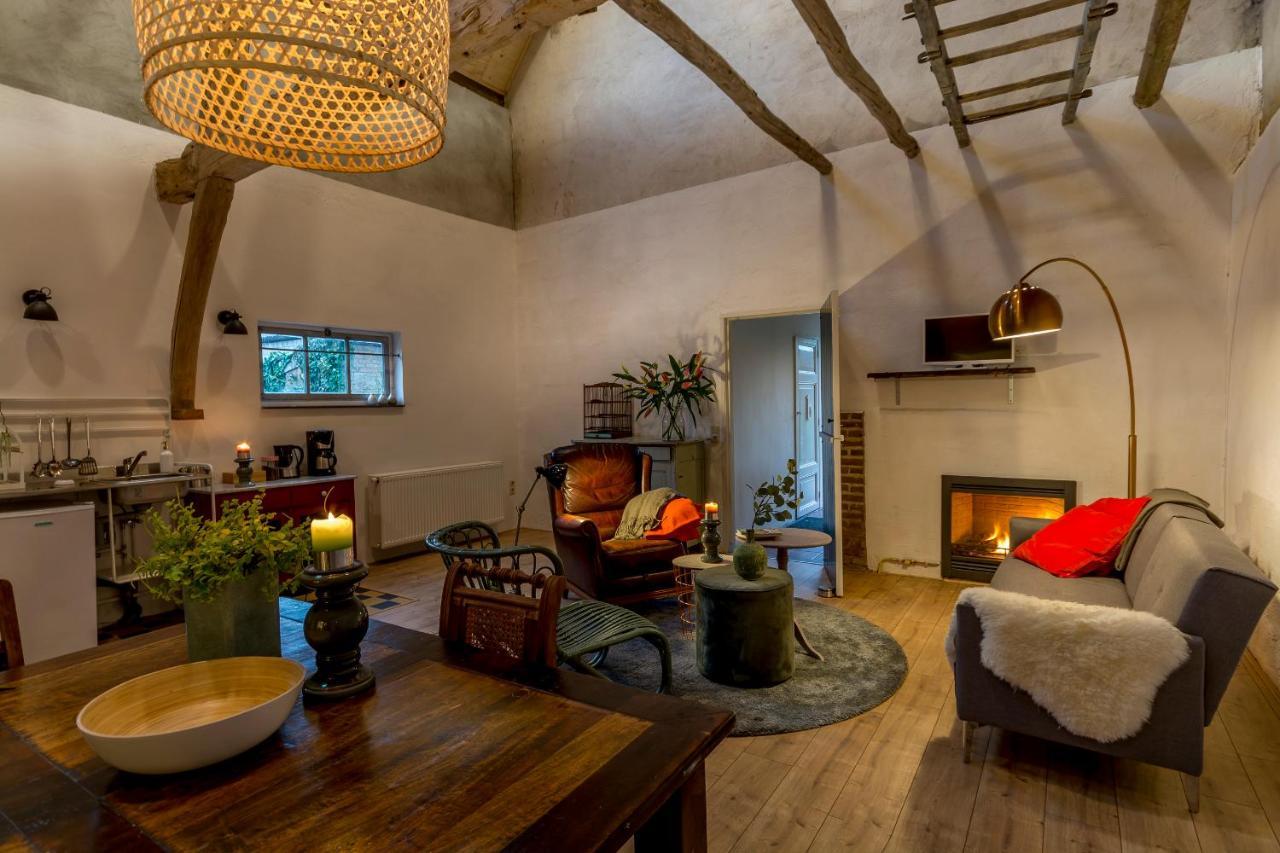 Aan De Holle Weg. Zeer Landelijk Gelegen Verbouwde Stal Tot Woning Nuth ภายนอก รูปภาพ